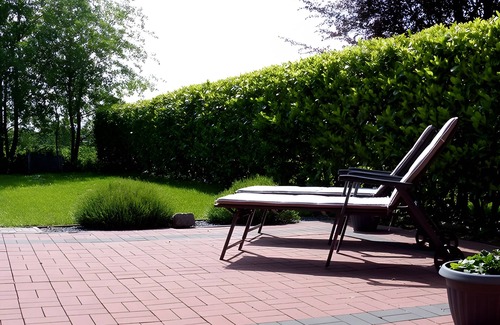 Wesselburen House | Holiday Home 'Ferienhaus Dunklau' with Shared Garden and Wi-Fi