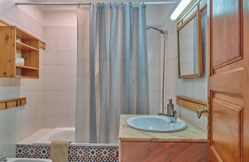 Yaiza House | Holiday Home 'Finca La Calerita B' with Sea View