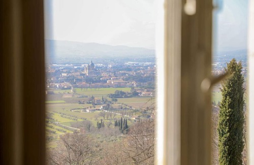 Assisi House | Holiday home for those who like to stop in history and stories