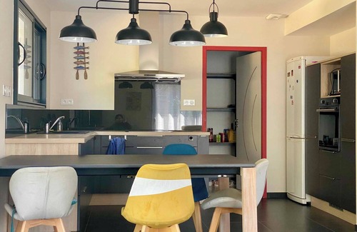 Les Conches House | 🏖 Holiday home in Longeville-sur-Mer - Between beach, forest and surf!