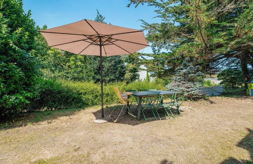 Pleneuf-Val-Andre House | Holiday Home 'Maison Pleneuf Val André Proche Mer' with Private Terrace, Private Garden and Wi-Fi