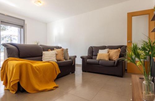 Riumar House | Holiday Home Gaviota 8 by Interhome