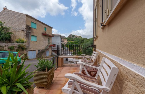 Aggius House | Holiday Home "Gio House" with Mountain View, Shared Terrace & Wi-Fi