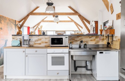 Bovel House | Holiday Home 'Gîte Le Jardin D'Eden' with Shared Pool, Private Terrace and Wi-Fi