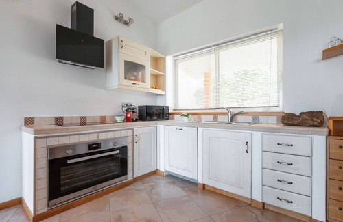 San Sperate House | Holiday Home 'Giunco' with Sea View, Wi-Fi and Air Conditioning