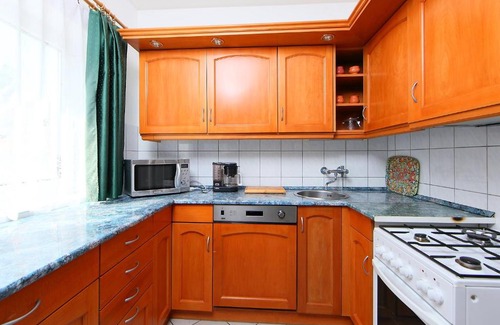 Balatonszarszo House | Holiday Home Greenie by Interhome