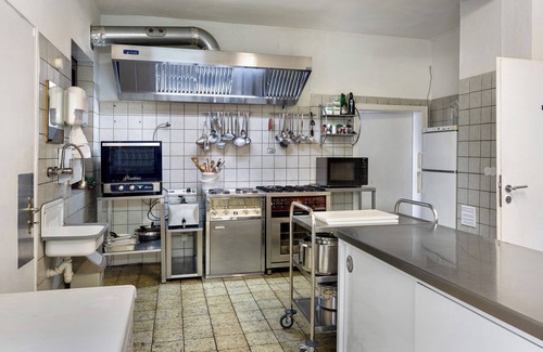 Bad Lauterberg Apartment | Holiday Home 'Gruppenhaus-Osterhagen' with Private Pool, Private Terrace and Wi-Fi