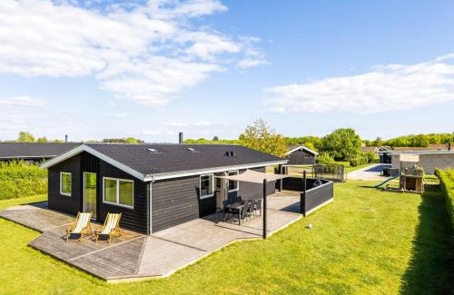 Skovmose House | Holiday Home Helmtrud - 700m from the sea by Interhome