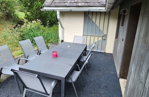 Theilenhofen House | Holiday Home 'Hexenstube' with Private Terrace, Private Garden and Wi-Fi