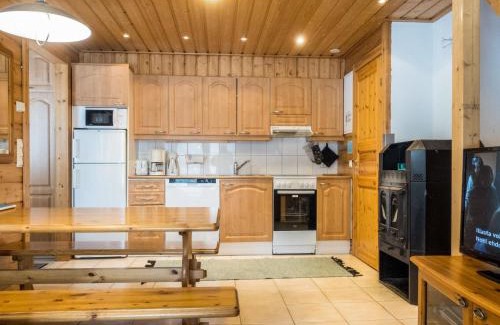 Sirkka House | Holiday Home Hirvas levi 2 by Interhome