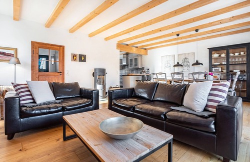 Putbus House | Holiday Home 'Hof Vilmnitz 22 B' with Private Terrace, Private Garden and Wi-Fi
