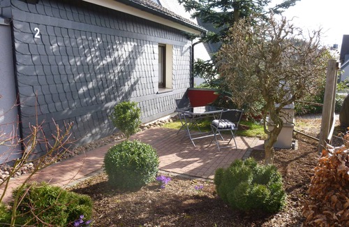 Attendorn House | Holiday Home 'Höhenflug' with Mountain View, Private Terrace and Wi-Fi