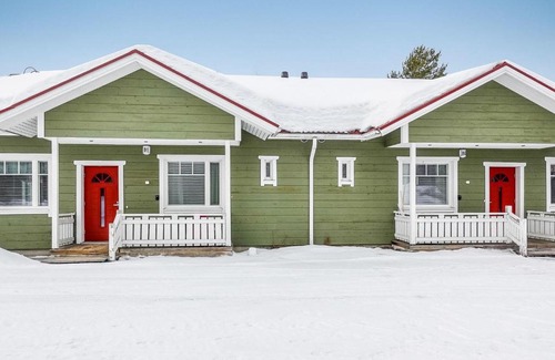 Rovaniemi House | Holiday Home Huoneisto b2 by Interhome