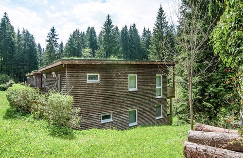 Grossbreitenbach House | Holiday home in the Großbreitenbach