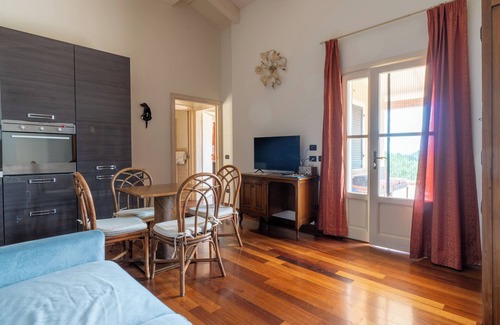 Briffi House | Holiday Home 'Il Casale - Villa - 6km Da Finale' with Mountain View, Wi-Fi and Air Conditioning