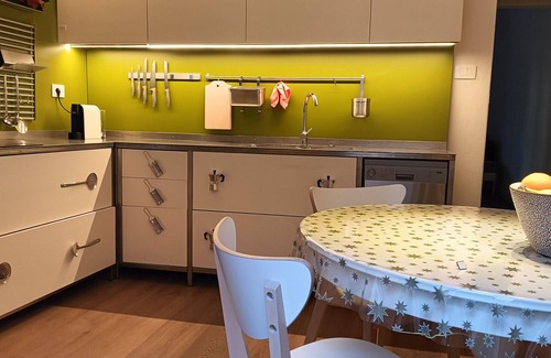 Tempio Pausania House | Holiday Home 'Il Giardinetto' with Private Terrace, Wi-Fi and Air Conditioning