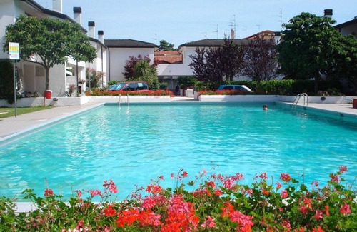 Porto Santa Margherita Villa | Holiday Home in Caorle near Beach
