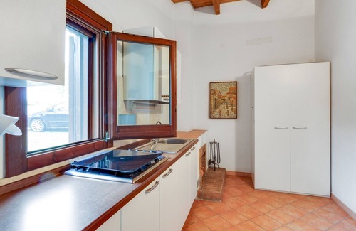 Cropani Marina House | Holiday Home in Cropani Marina with Pool