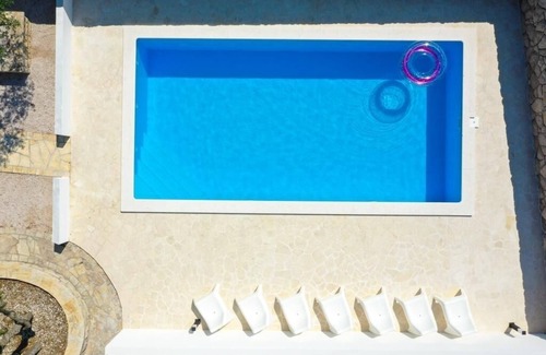 Drage House | Holiday Home in Drage with Terrace, Air condition, WIFI, Washing machine (4884-1)