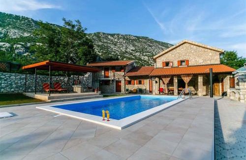 Drivenik House | Holiday home in Drivenik 39096