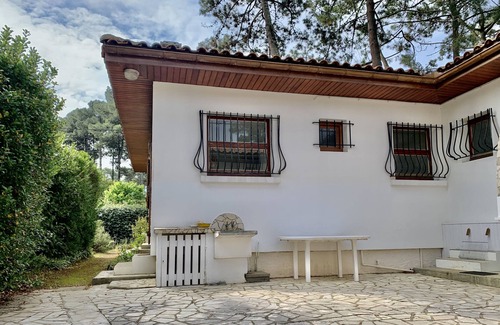 Lege-Cap-Ferret House | Holiday home in Petit Piquey, 4 bedrooms with terrace and a large garden