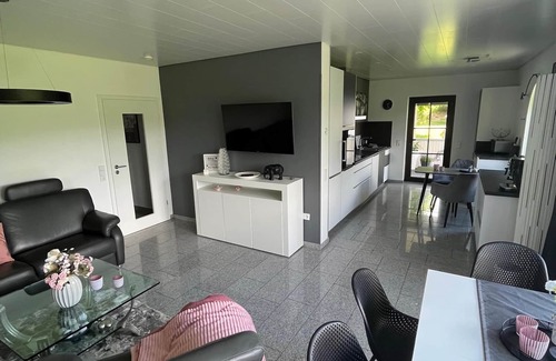 Gonnersdorf House | Holiday Home in Gönnersdorf near Badesee