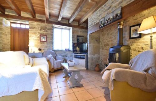 Gramat House | Holiday Home in Gramat with Private Pool