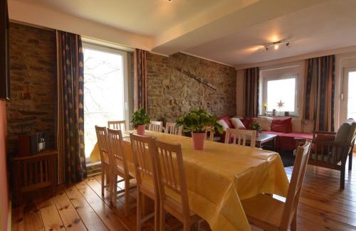 Heppenbach House | Holiday Home in Heppenbach with garden
