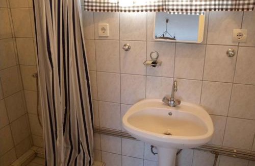Balatonmariafurdo House | Holiday home in Balatonmariafürdo 31229