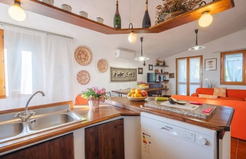 Paduledda House | Holiday Home in Isola Rossa near Cala Canneddi
