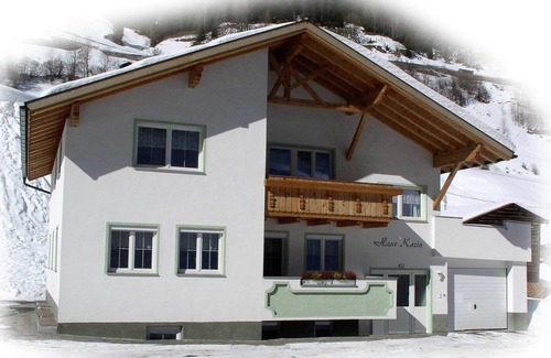 Kappl Villa | Holiday home in Kappl with balcony