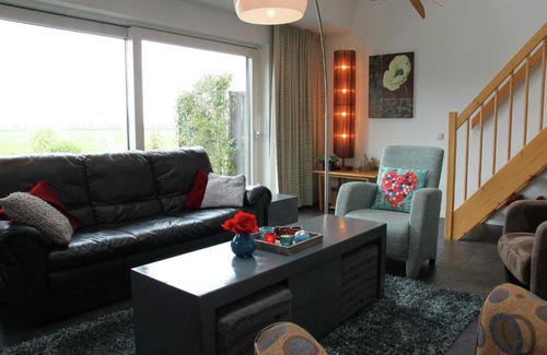 Langweer House | Holiday Home in Langweer with Infrared Sauna