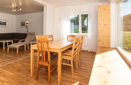 Reichenbach House | Holiday home in Nesselwang with communal pool