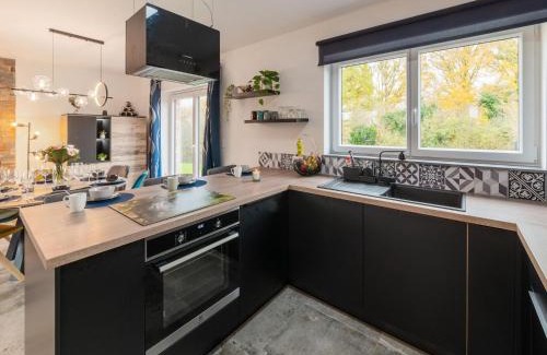 Somme-Leuze House | Holiday home in Noiseux with fenced garden