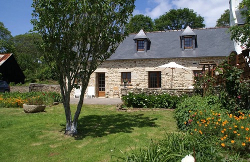 Pont-Croix House | Holiday Home in Pont-Croix near Beaches