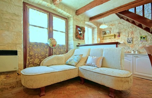 Rosini Villa | Holiday home in Poreč with a whirlpool on completely enclosed garden