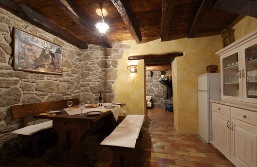 Buzet House | Holiday home in quiet surroundings with pool