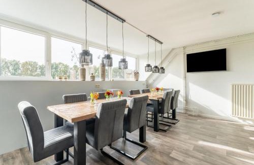 Silvolde House | Holiday Home in Silvolde with Hot Tub