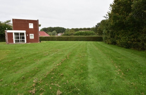 Zeewolde House | Holiday Home in Zeewolde with Pool