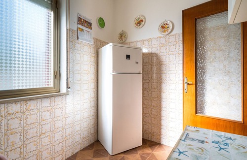 Siniscola House | Holiday Home 'Gungui' with Private Terrace, Shared Garden and Air Conditioning