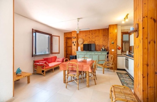 San Mauro Cilento House | Holiday Home 'La Casa Sulla Scogliera Grande' with Sea View, Private Terrace and Air Conditioning
