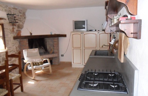 Terria House | Holiday Home 'Casa Di Silvia A Bernara' with Mountain View