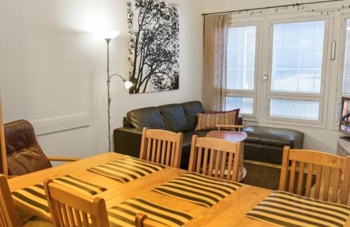 Akaslompolo House | Holiday Home Jahtikaltio 2 by Interhome