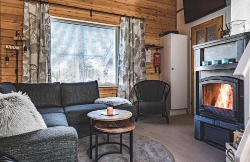 Sirkka House | Holiday Home Kätkäläinen 5 e 3 by Interhome