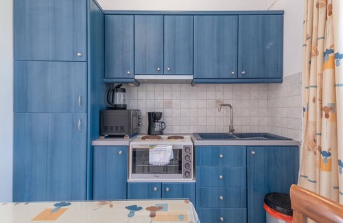 Agios Ioannis House | Holiday Home 'Kallisto' with Mountain View, Wi-Fi and Air Conditioning