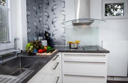 Norddeich House | Holiday Home Kegelrobbe by Interhome