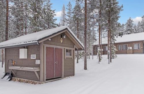 Akaslompolo House | Holiday Home Kurunkynsi ii by Interhome