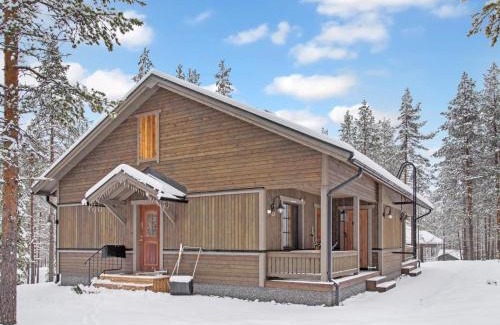 Akaslompolo House | Holiday Home Kurunkynsi ii by Interhome
