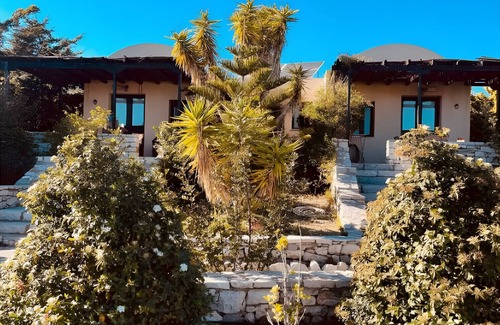 Kithira Apartment | Holiday Home 'Kythiris Studios - Bungalow 2' with Sea View, Wi-Fi and Air Conditioning