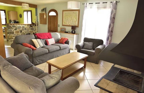 Arras-en-Lavedan House | Holiday Home 'Le Pircourlet' with Mountain View, Private Terrace and Wi-Fi